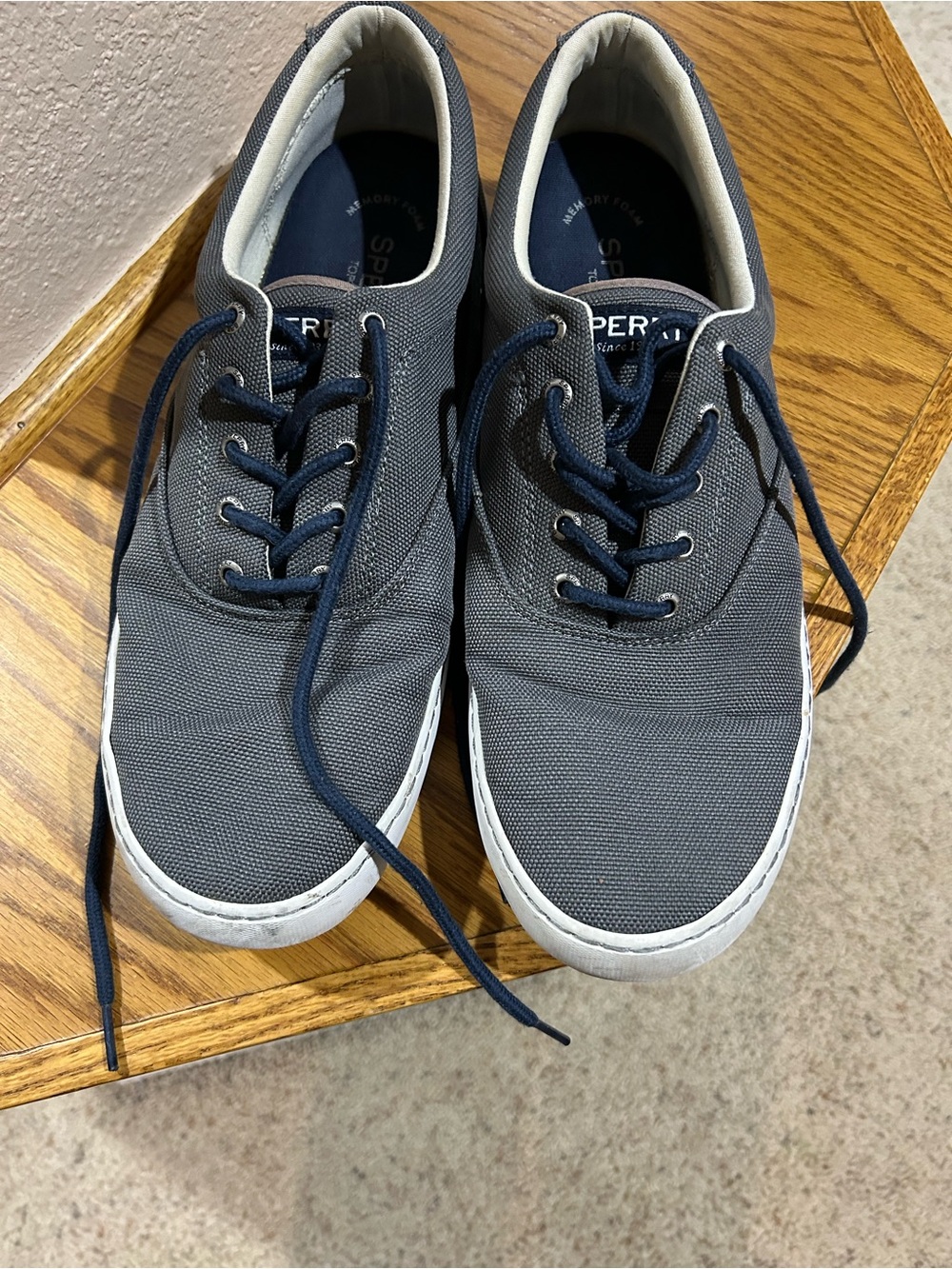 Sperry Men's Gray Canvas Sneakers with Laces
